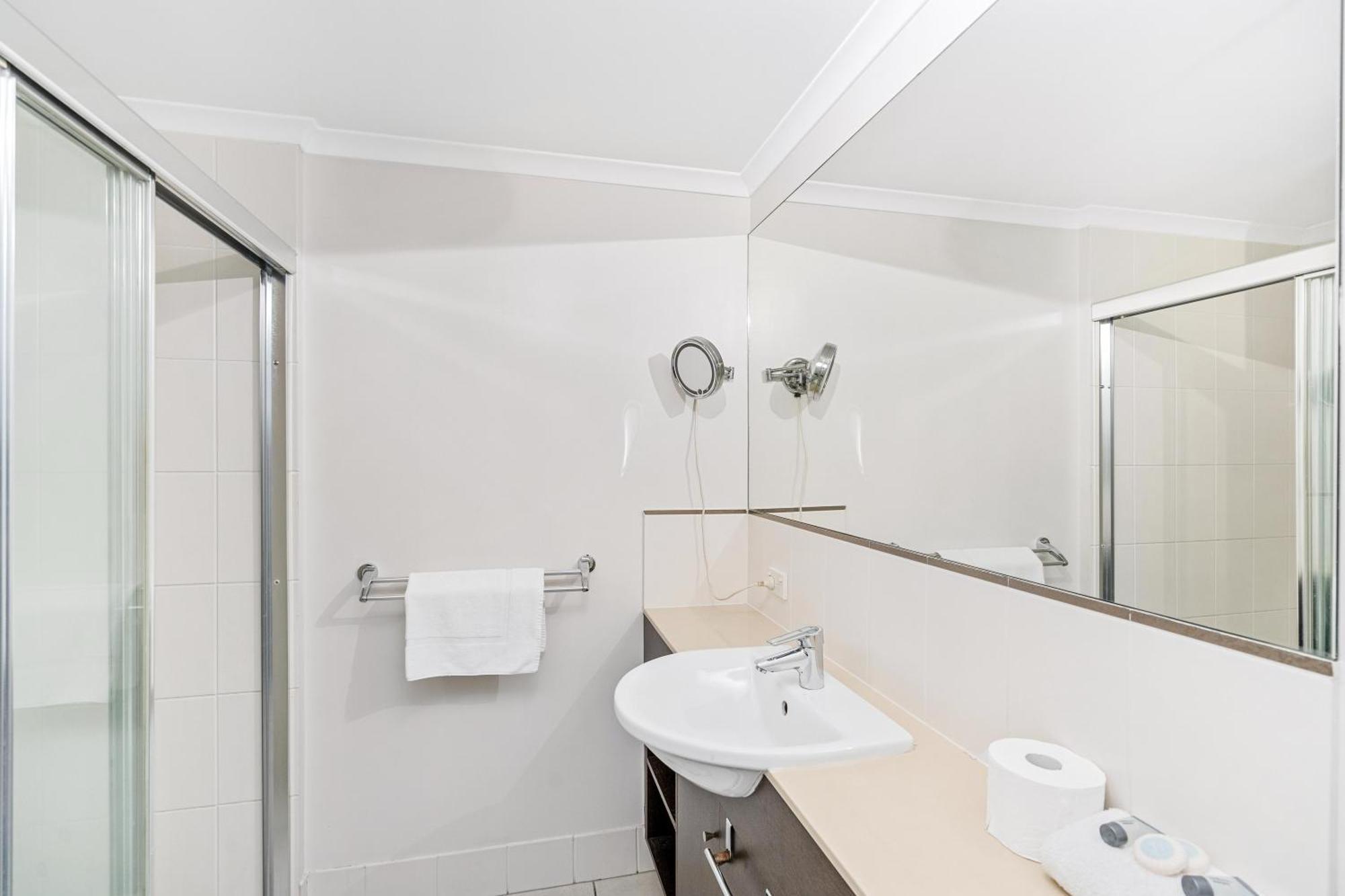Aparthotel Cairns City Apartments 4*